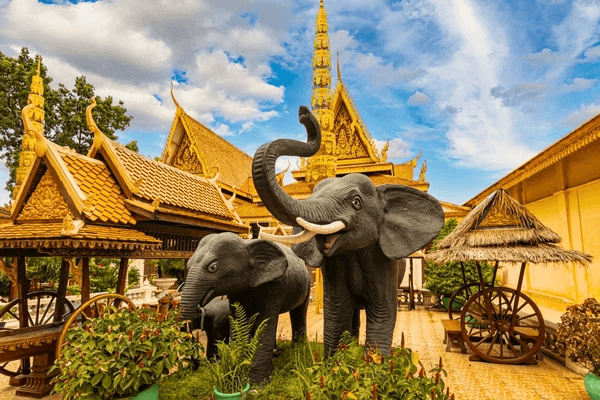 Day 1 – Arrival in Phnom Penh | Sunset River Cruise