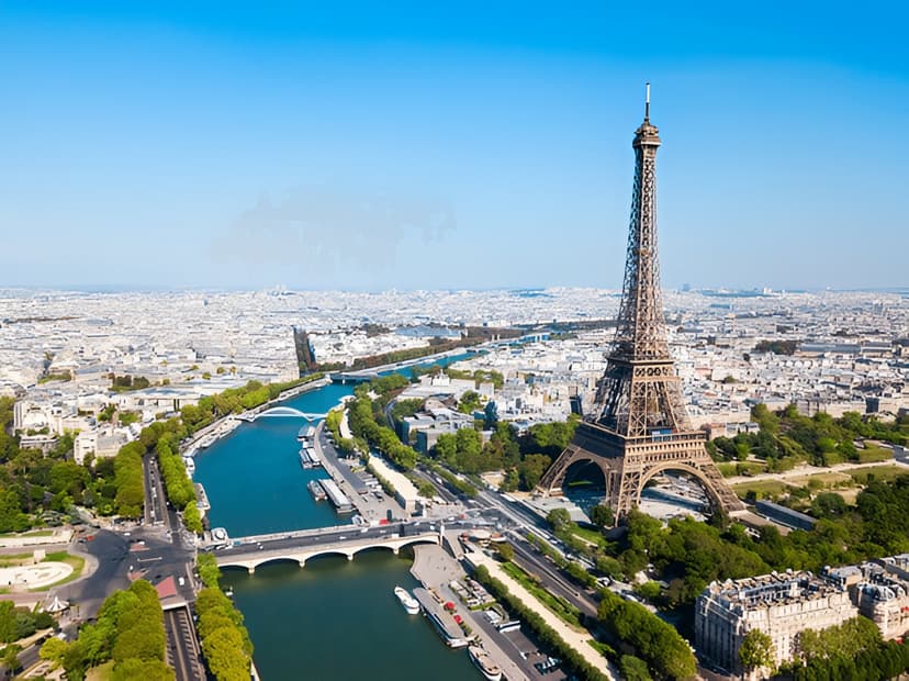 Day 1 – Arrive in Paris – the City of Romance, Lights and Glamour