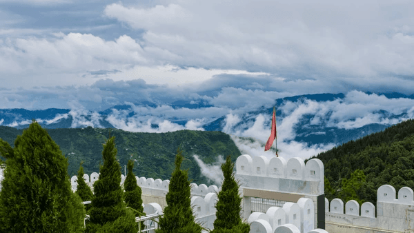 Day 1: Delhi – Chail (Approx. 7–8 hrs)