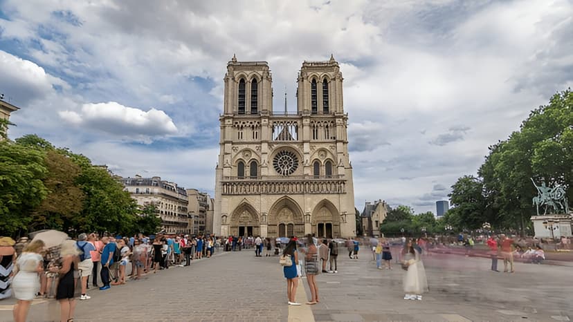 Day 1 – Arrive in Paris – The City of Romance, Lights and Glamour